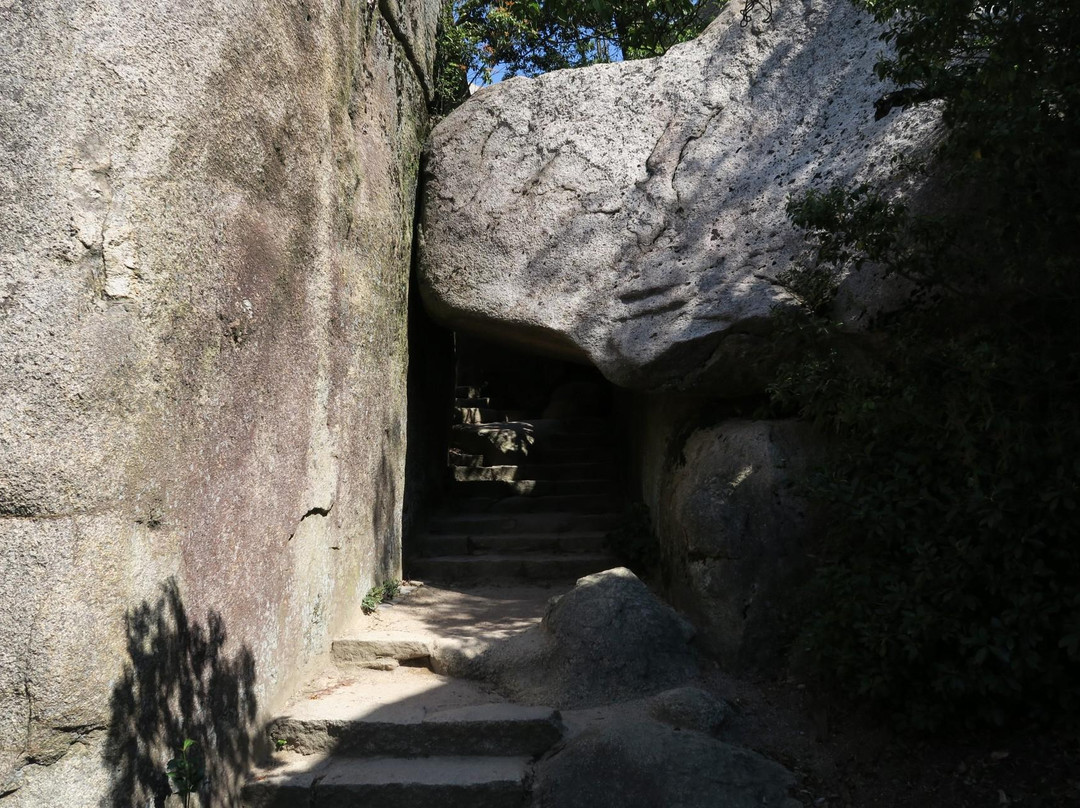 Kuguri Rock-Itsukushima必去景点