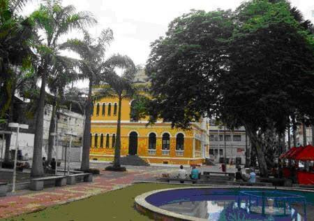 Chafariz da Praca Jeronimo Monteiro-Cachoeiro De Itapemirim必去景点