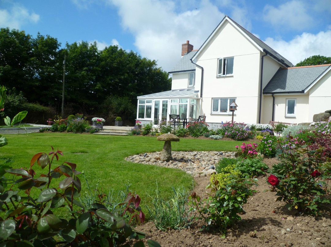 Kennards House酒店住宿-Copper Meadow at Trevadlock Farm