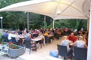 Mollans sur Ouveze餐馆和美食-Restaurant pizzéria de l'Ayguette