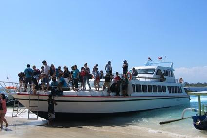 Bliputu Fast Boat景点图片