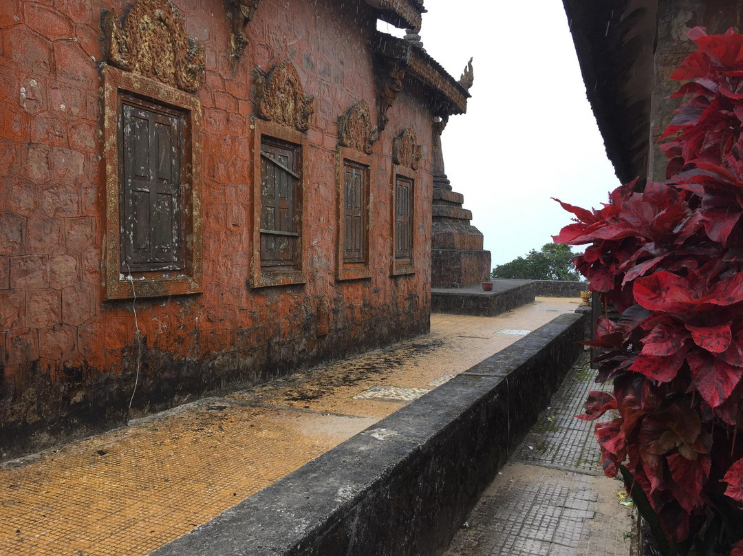 Wat Sampov Pram-贡布必去景点