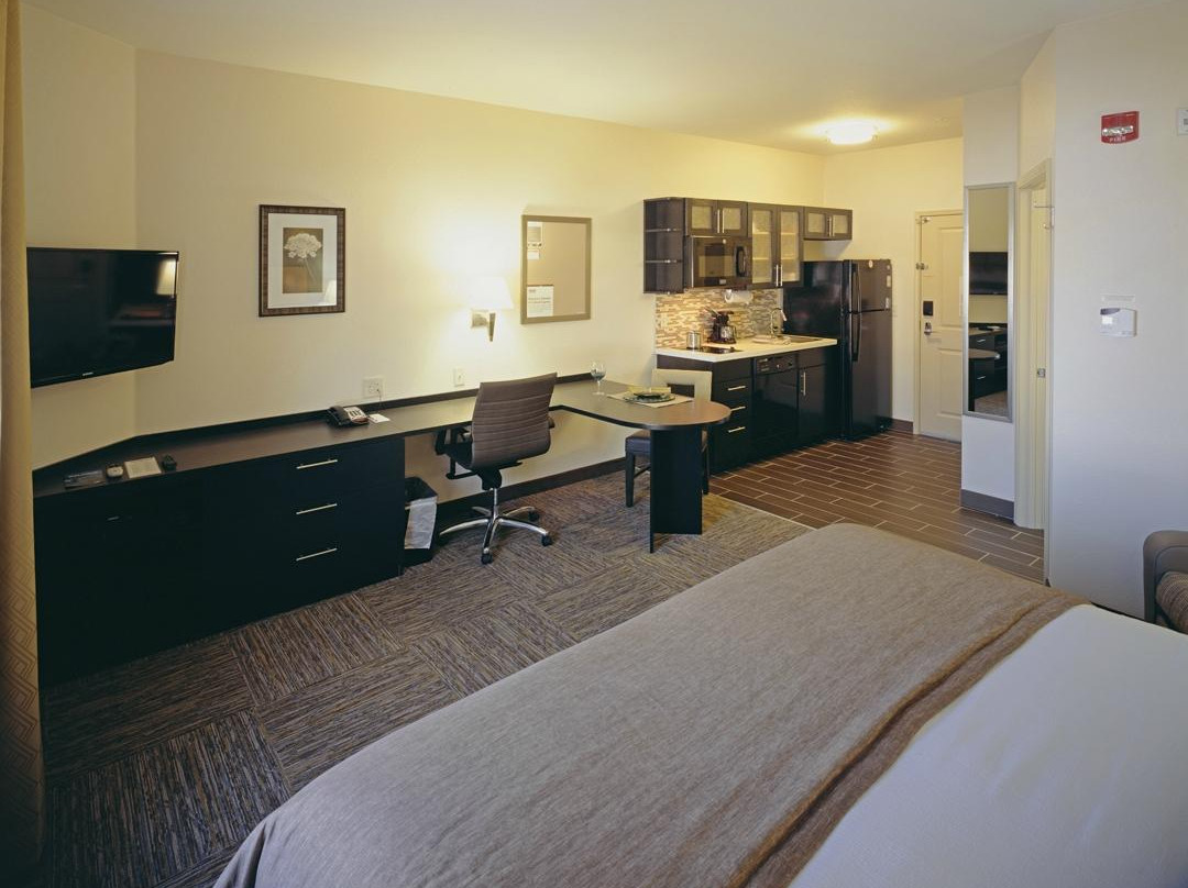 Candlewood Suites Fort Collins By IHG