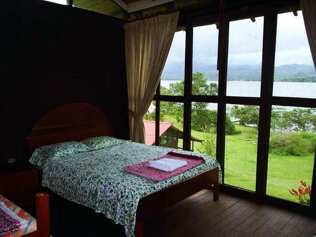 La Sirena Lake Lodge