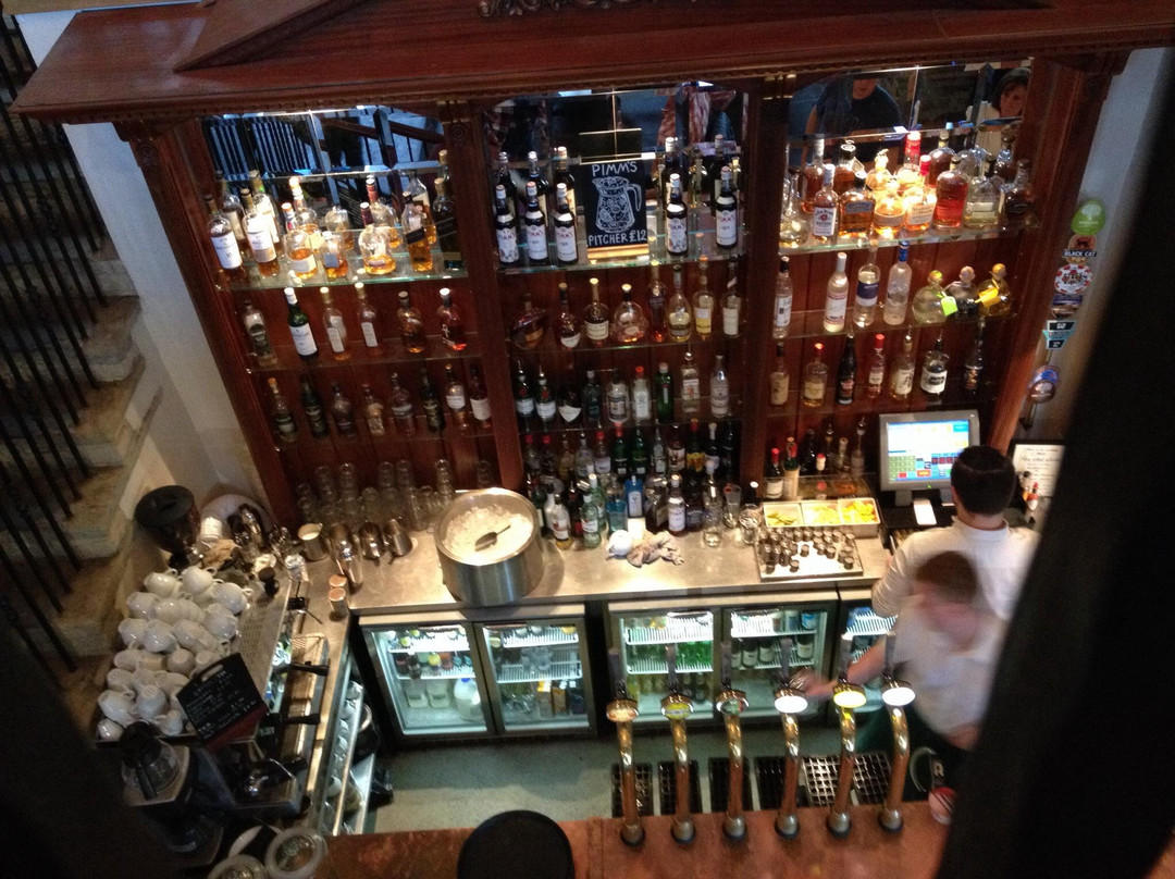 Old Gate Bar & Restaurant-哈里法克斯必去景点