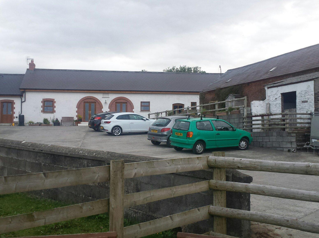 Bronhaul Farm Cottages