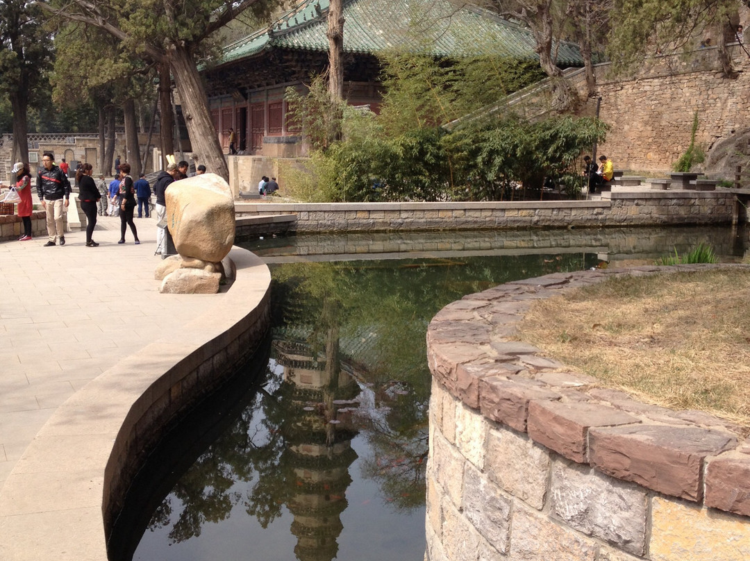 灵岩寺风景区-济南市必去景点