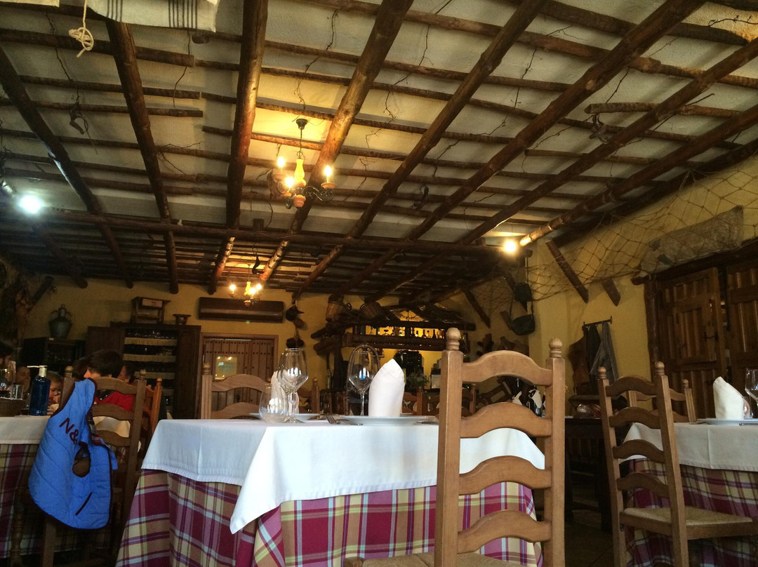 Alange餐馆和美食-Mesón Restaurante Los Pajares