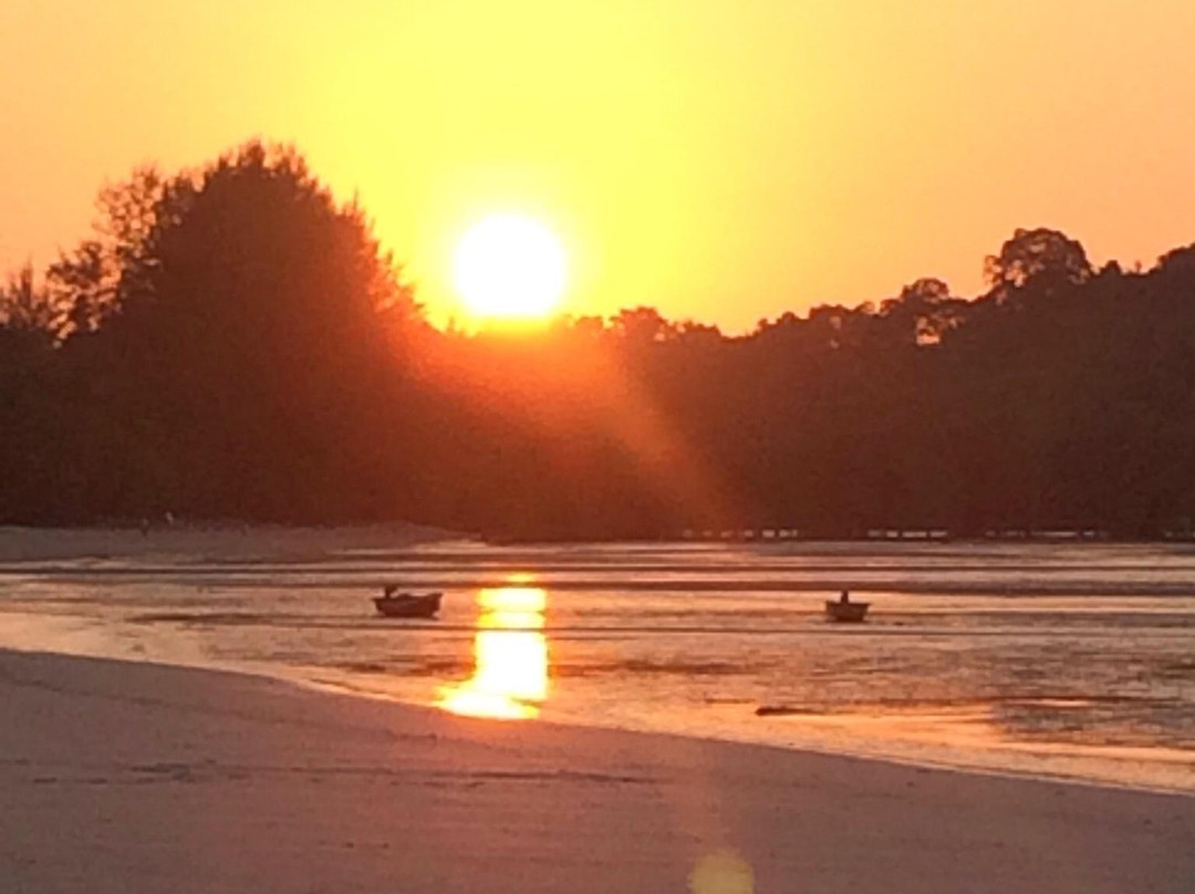Ao Khao Kwai (Buffalo Bay)景点图片