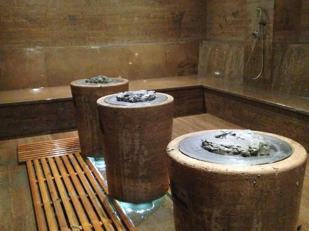 Terme Sensoriali-基安奇安诺泰尔梅必去景点