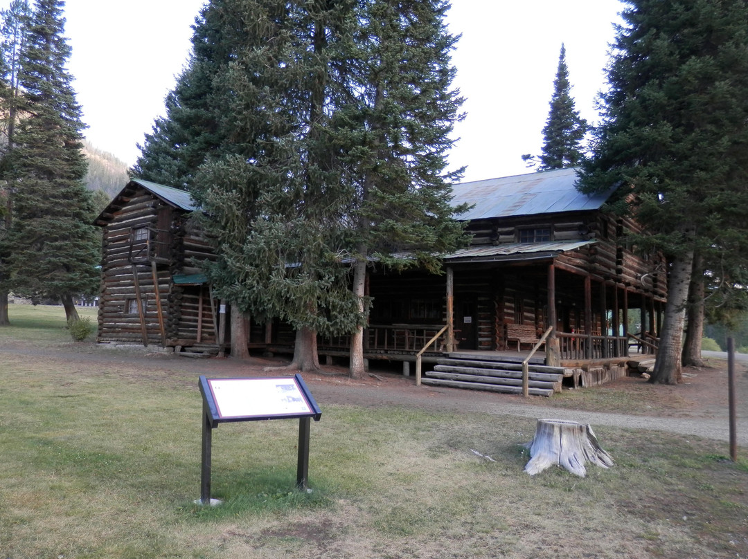 Pahaska Tepee-科迪必去景点