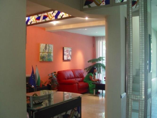 Voivodinovo酒店住宿-Hotel Trakart Residence