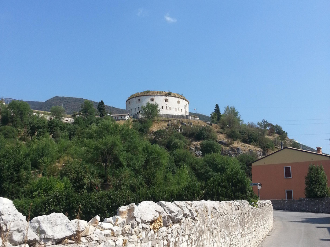 Forte Wohlgemuth di Rivoli Veronese景点图片