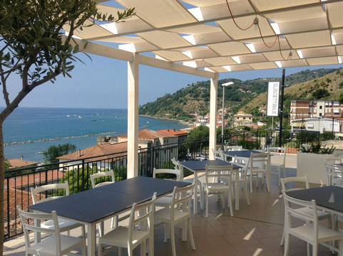 Suscettibile Pioppi主图