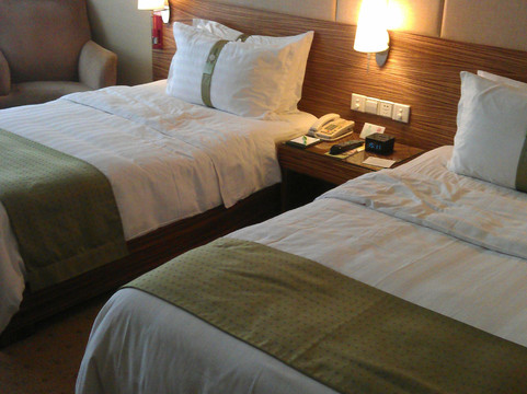 重庆长都假日酒店主图