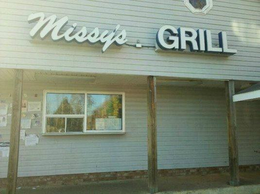 Cedar Grove餐馆和美食-Missy's Grill