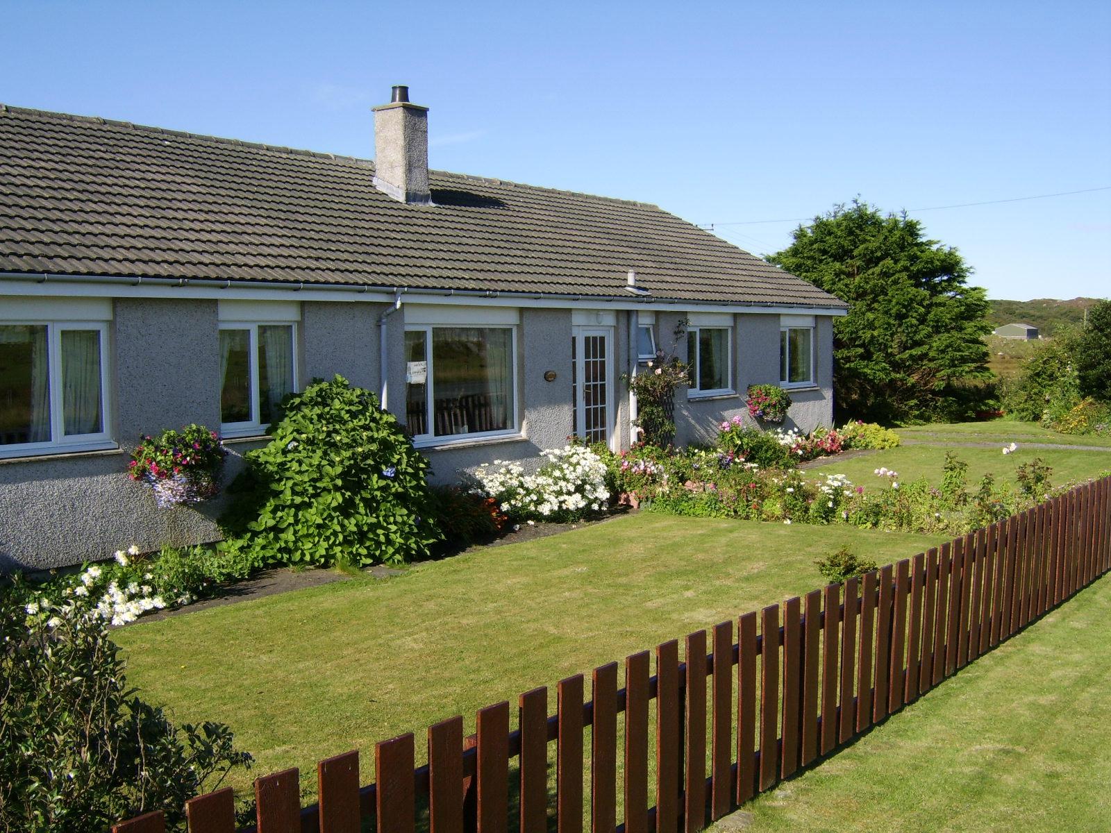 Ardness House-官方