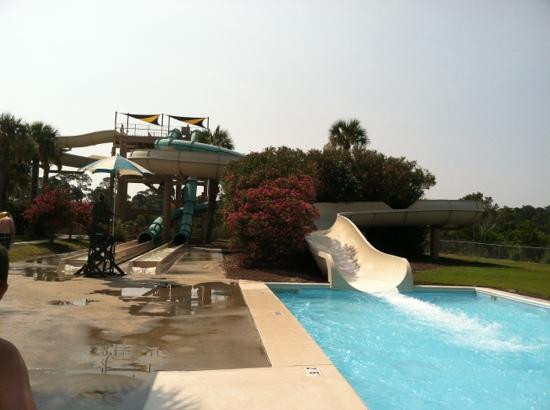 Summer Waves Water Park-吉柯岛必去景点