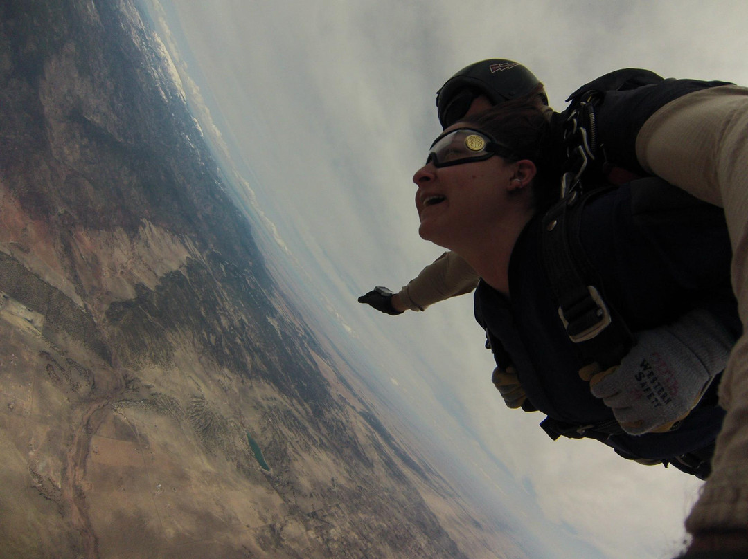 Out of the Blue Skydiving-Penrose必去景点