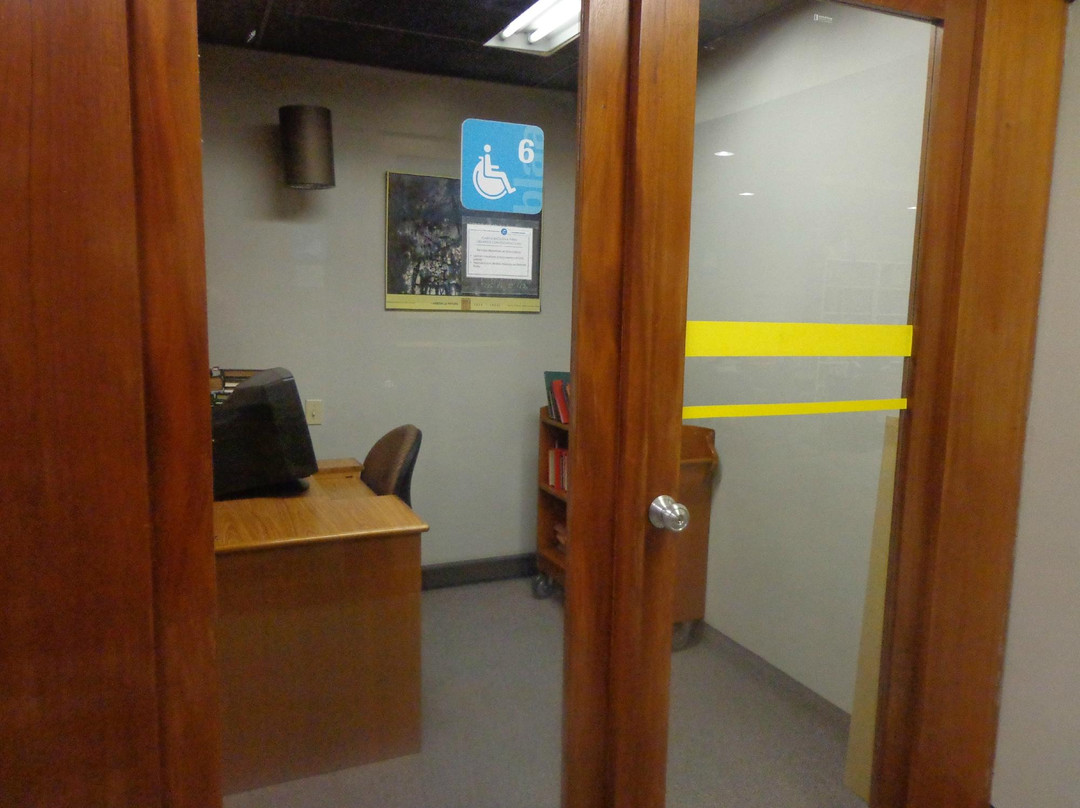 刘易斯‧安吉尔‧阿伦戈图书馆-波哥大必去景点