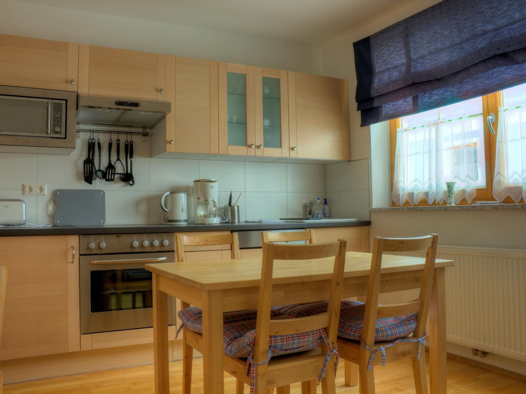 菲尔兹摩斯酒店住宿-Haus Lowe