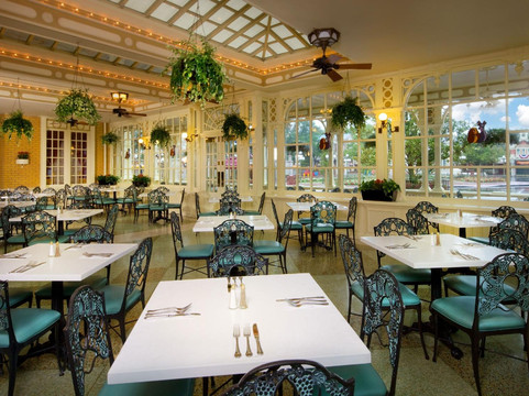 Tony's Town Square Restaurant主图