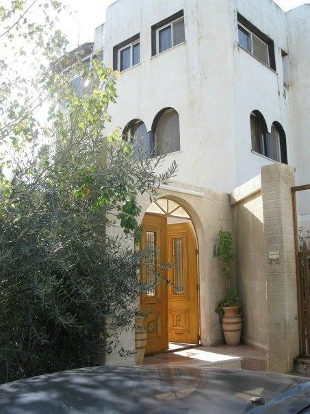 Reef House Pension