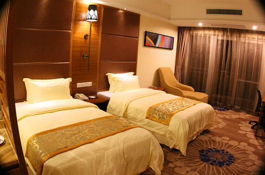 金銮凯泉酒店主图