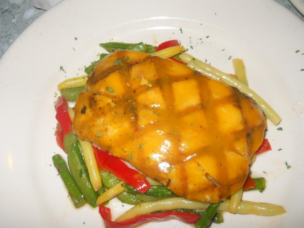 Powell餐馆和美食-The Liberty Tavern