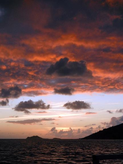 Honeymoon Beach-圣 托马斯必去景点