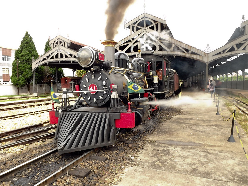 Smoking Mary Minas' Vintage Steam Trains景点图片