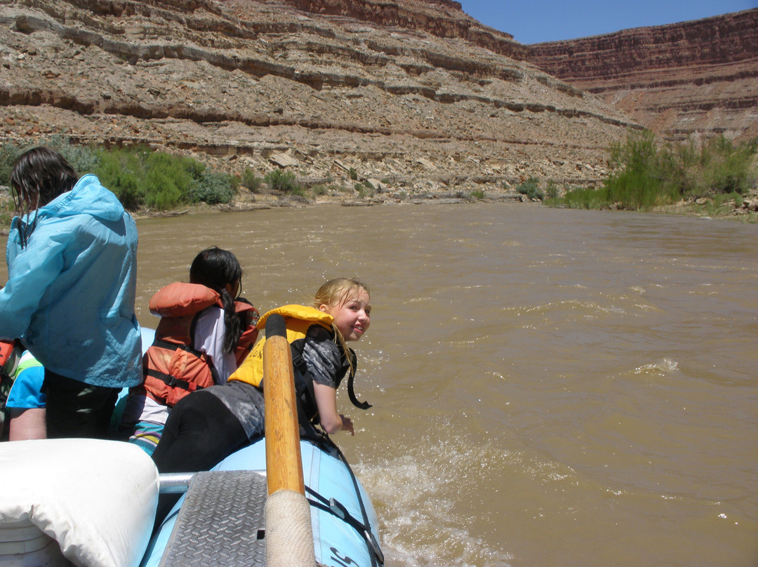 Wild Expeditions-布拉夫必去景点