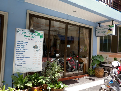 甜柠檬草按摩 -芭东海滩必去景点