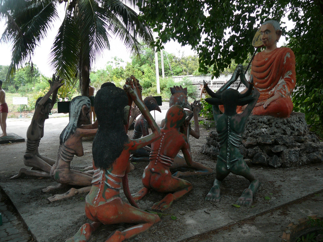 The Wang Saen Suk Hell Garden-春武里必去景点