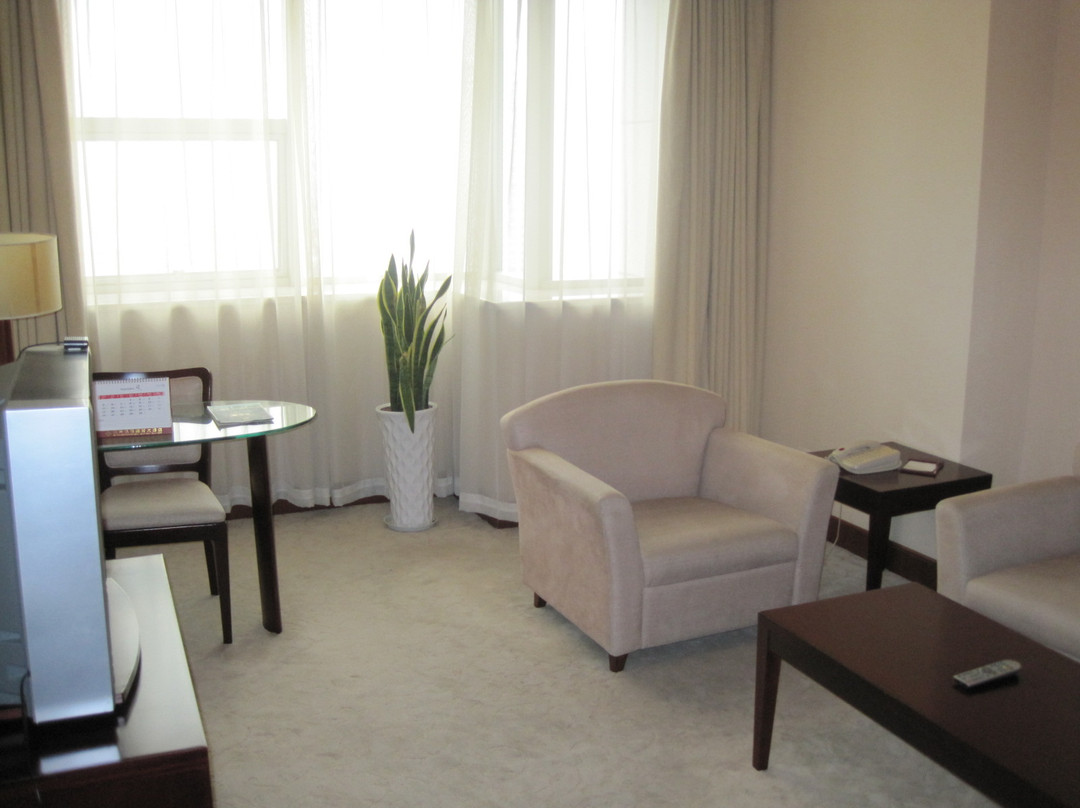 杭州钱塘理工大学下沙校区亚朵酒店主图