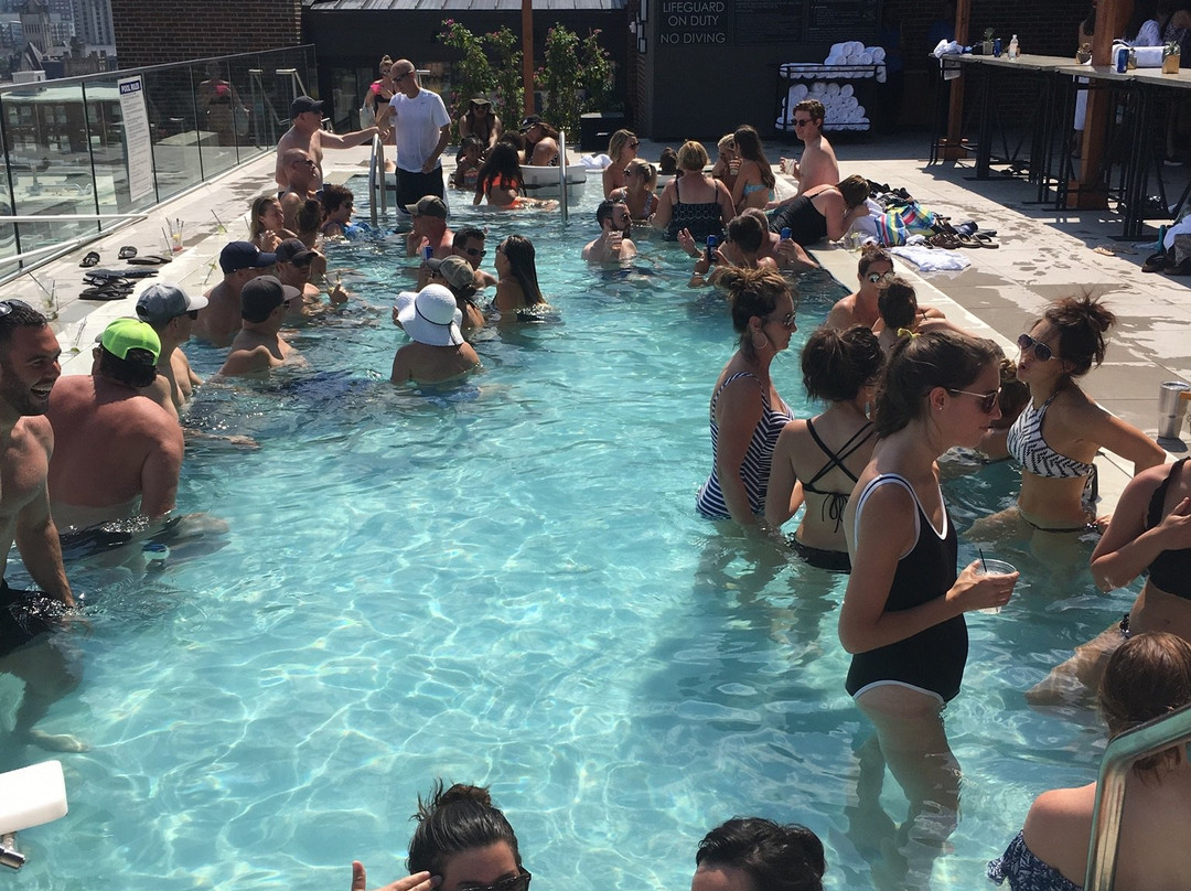 Holston House Nashville主图