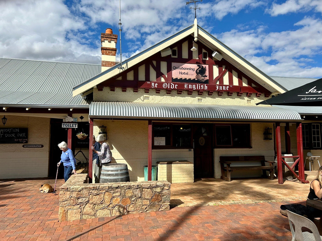 Quindanning Hotel主图