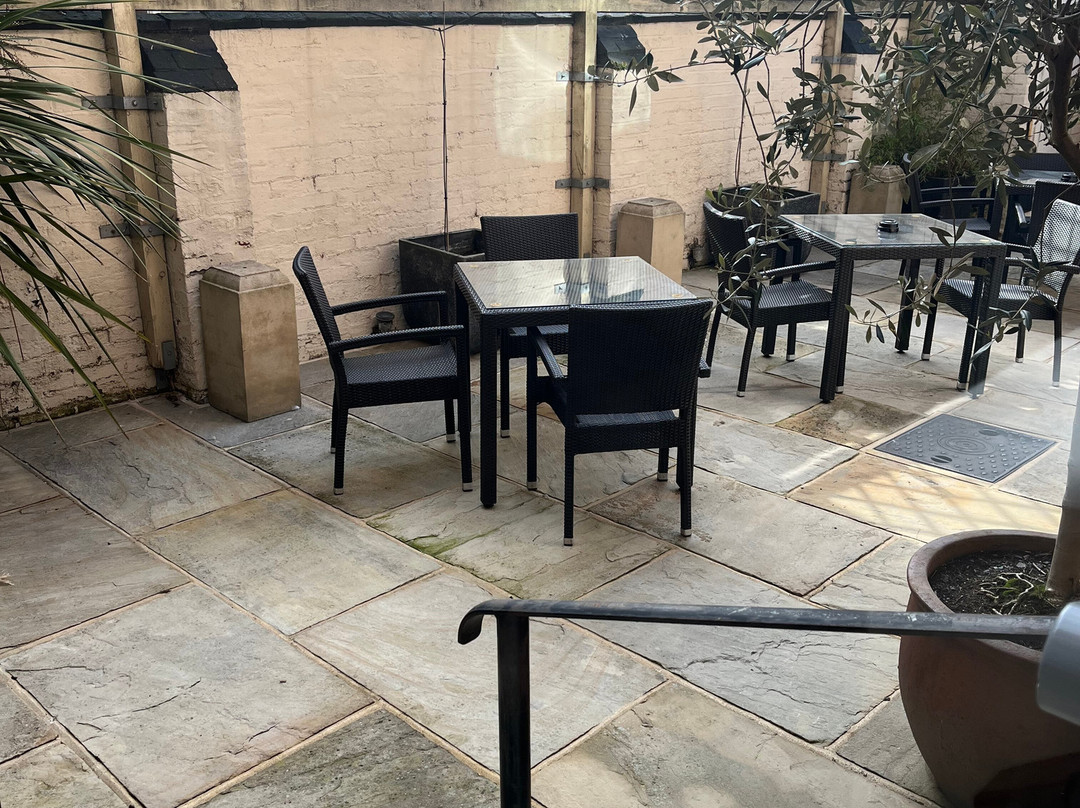 Andover House Hotel & Restaurant主图