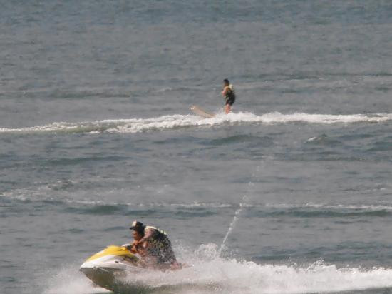 放鸡岛海上游乐世界-电白县必去景点