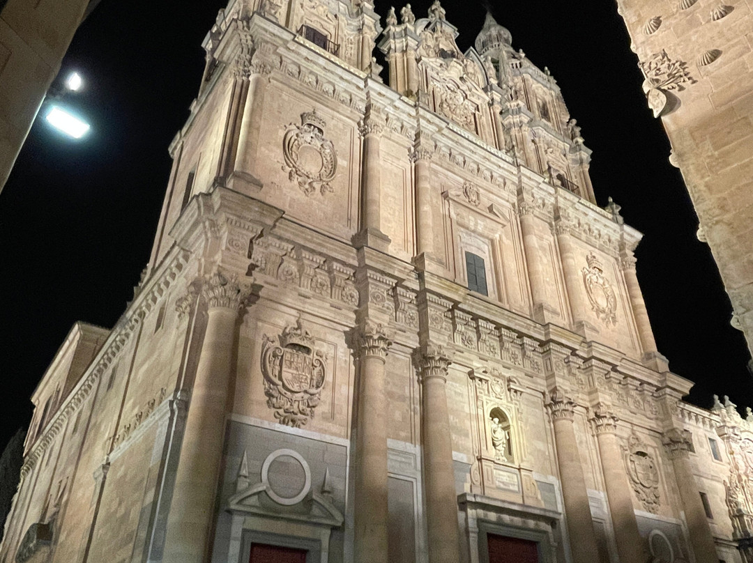 Clerecia (Iglesia del Espiritu Santo)-萨拉曼卡必去景点