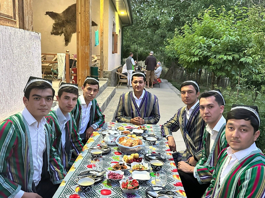 Hayat Guesthouse Nuratau Mountains主图
