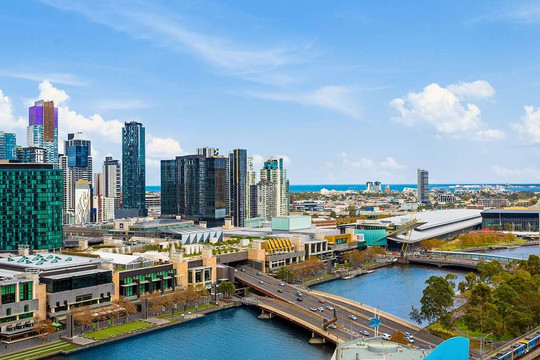 克拉丽奥盖特威套房酒店主图