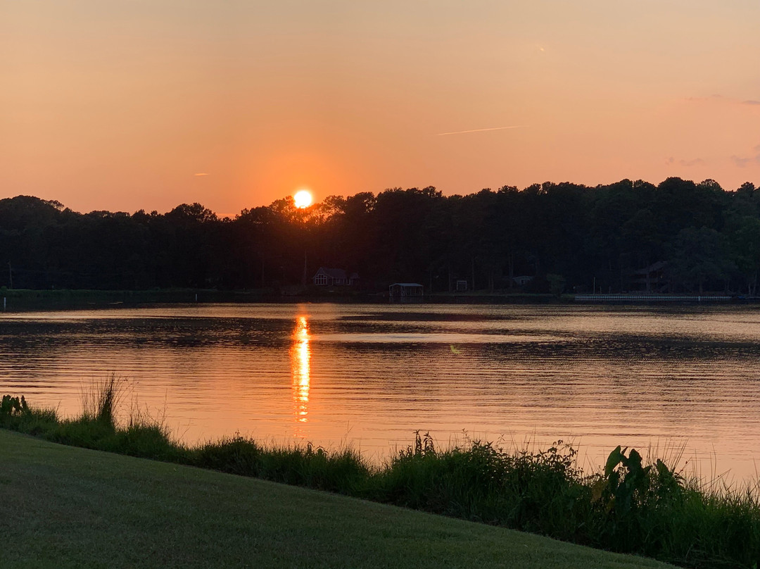 Lake Rosemound Inn主图