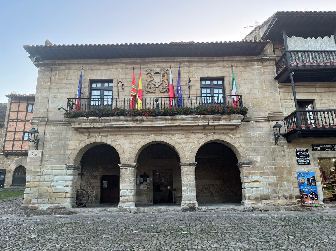 Ayuntamiento De Santillana Del Mar景点图片
