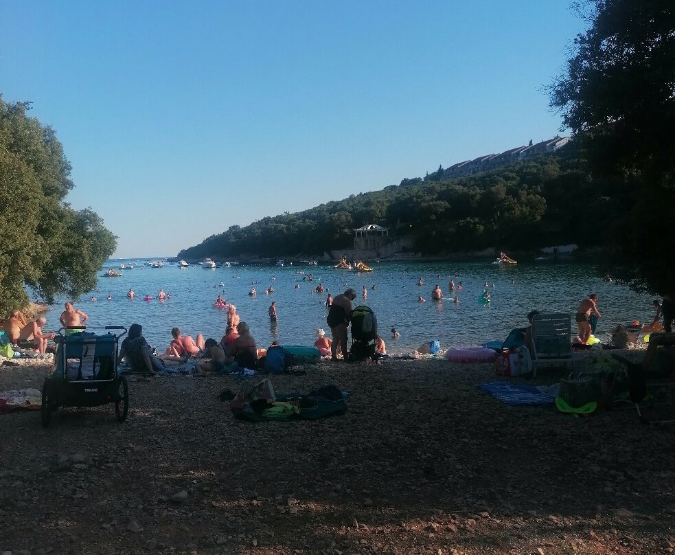 Duga Uvala beach-Pavicini必去景点
