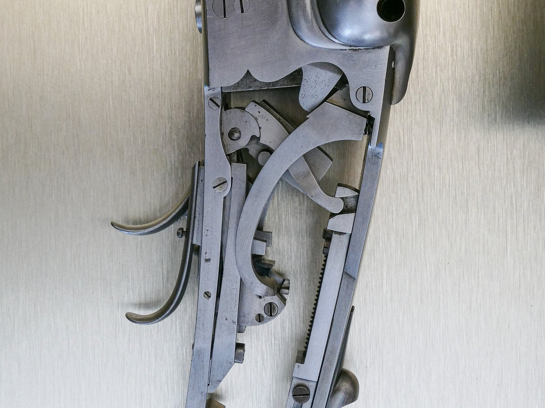 Waffenmuseum Suhl-苏尔必去景点