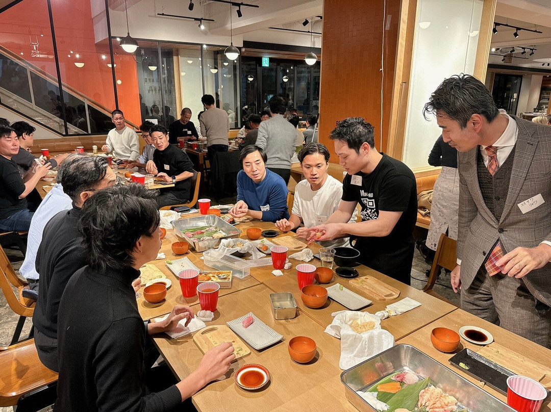 Taisho Sushi Making Tokyo (Cooking class)-千代田区必去景点