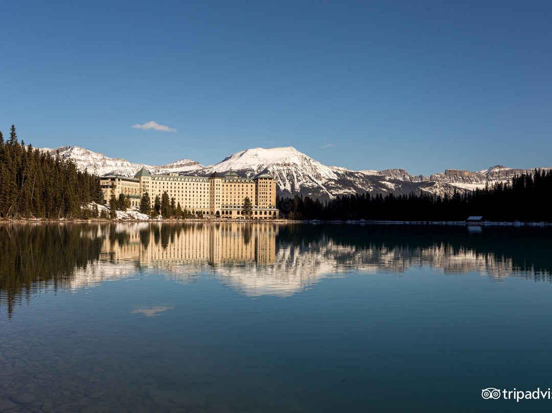 露易丝湖费尔蒙城堡酒店