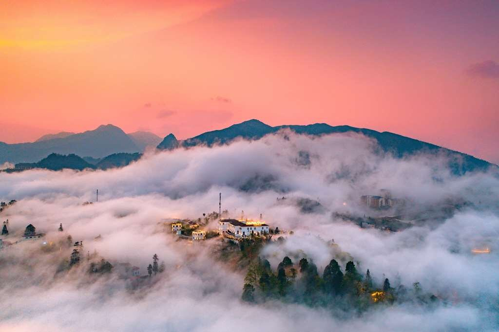 Silk Path Grand Sapa Resort & Spa主图