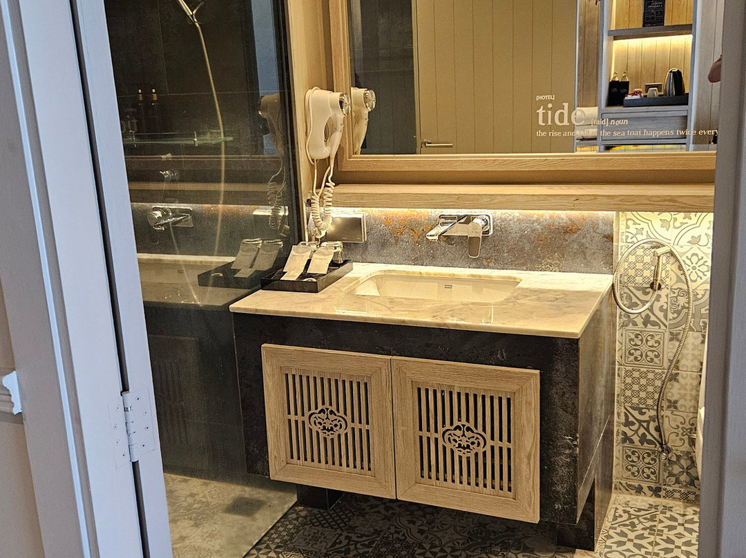 Hotel Tide Phuket主图